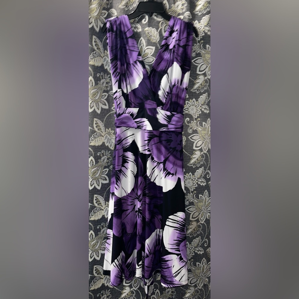 Women’s dress